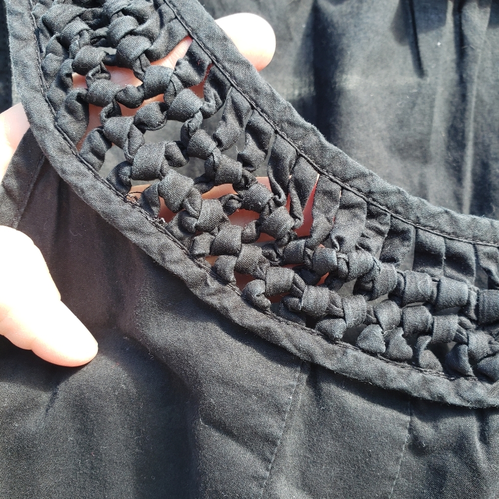 LOFT black lightweight crochet neck sleeveless blouse - Picture 4 of 6